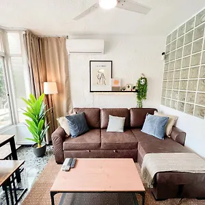 https://apt-cozy-and-bright-flat-with-pool.hotelsinnerja.org